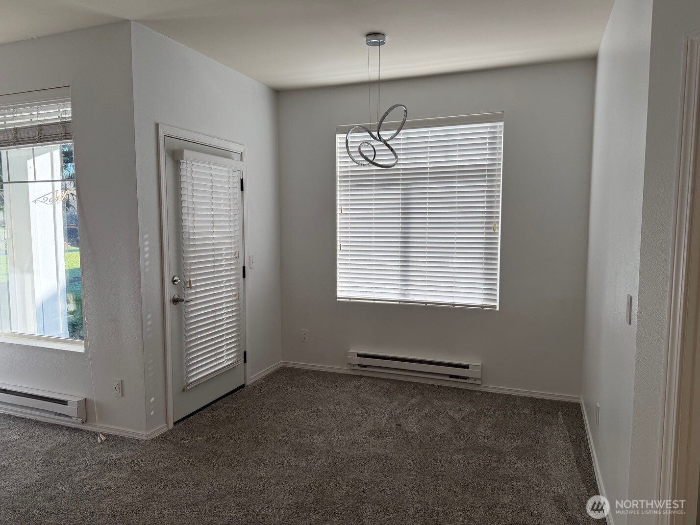 23512 55 Avenue S #16, Kent, WA 98032