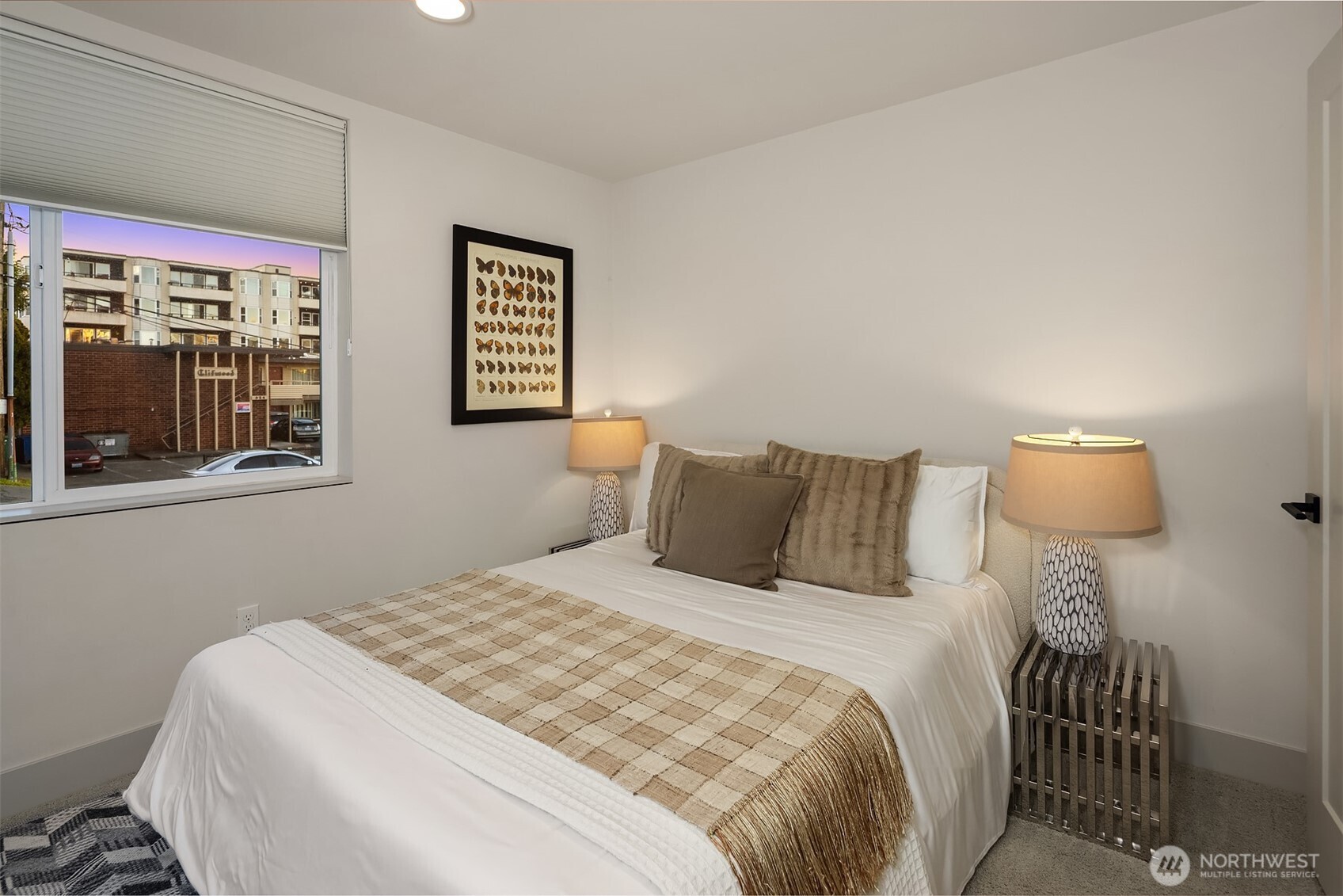 1122 5th Avenue N, Seattle, WA 98109
