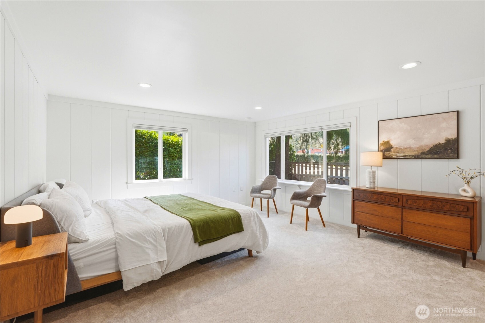 9524 20th Ave NE, Seattle, WA 98115