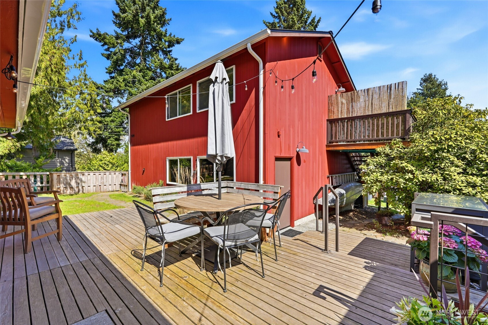 9524 20th Ave NE, Seattle, WA 98115