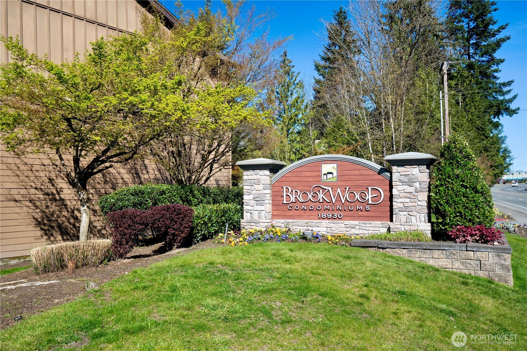 18930 Bothell Everett Highway #E103, Bothell, WA 98012