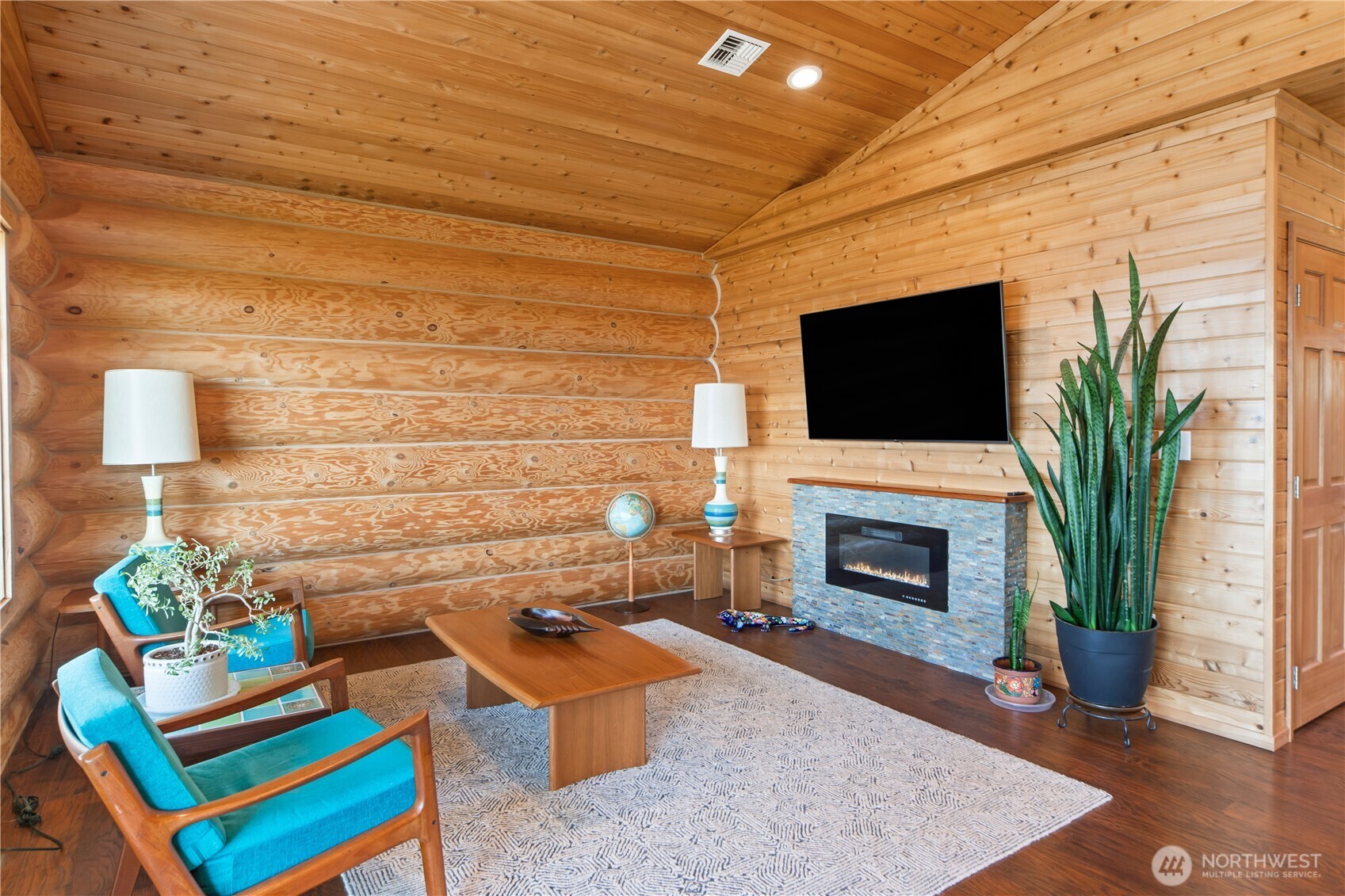 1363 Thorndyke Road , Port Ludlow, WA 98365
