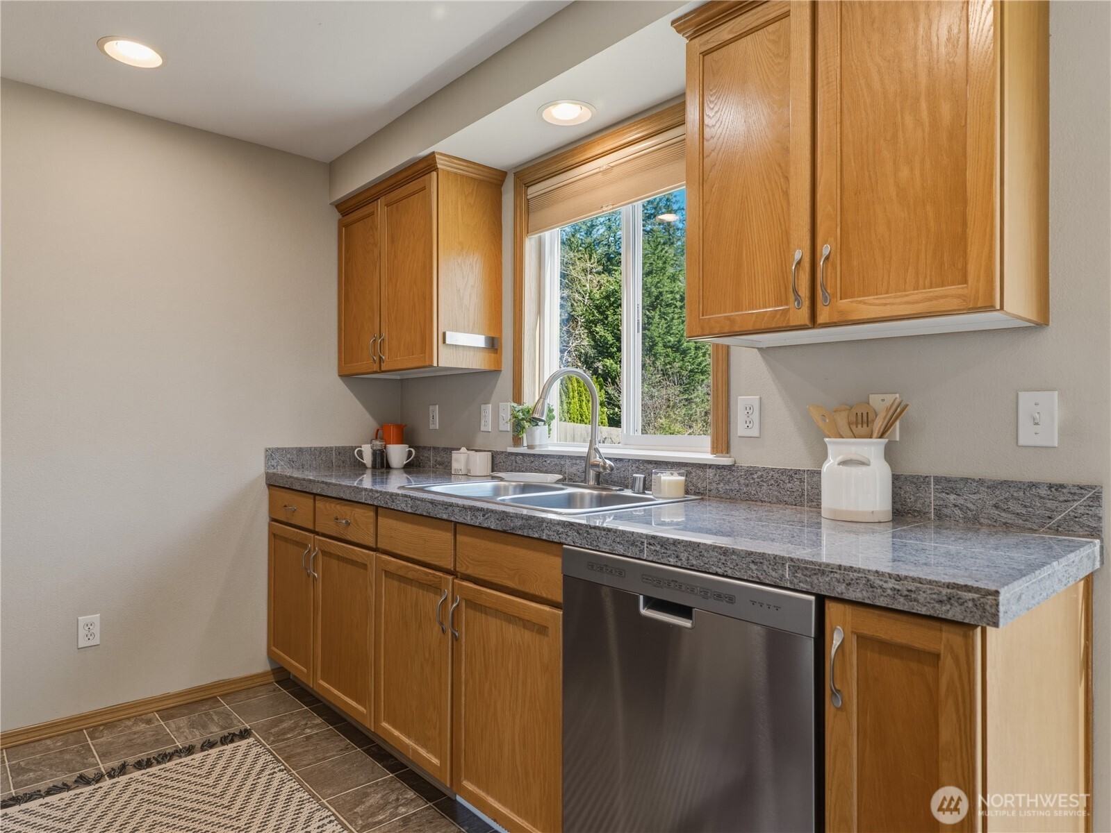 228 Amanda Avenue , Gold Bar, WA 98251
