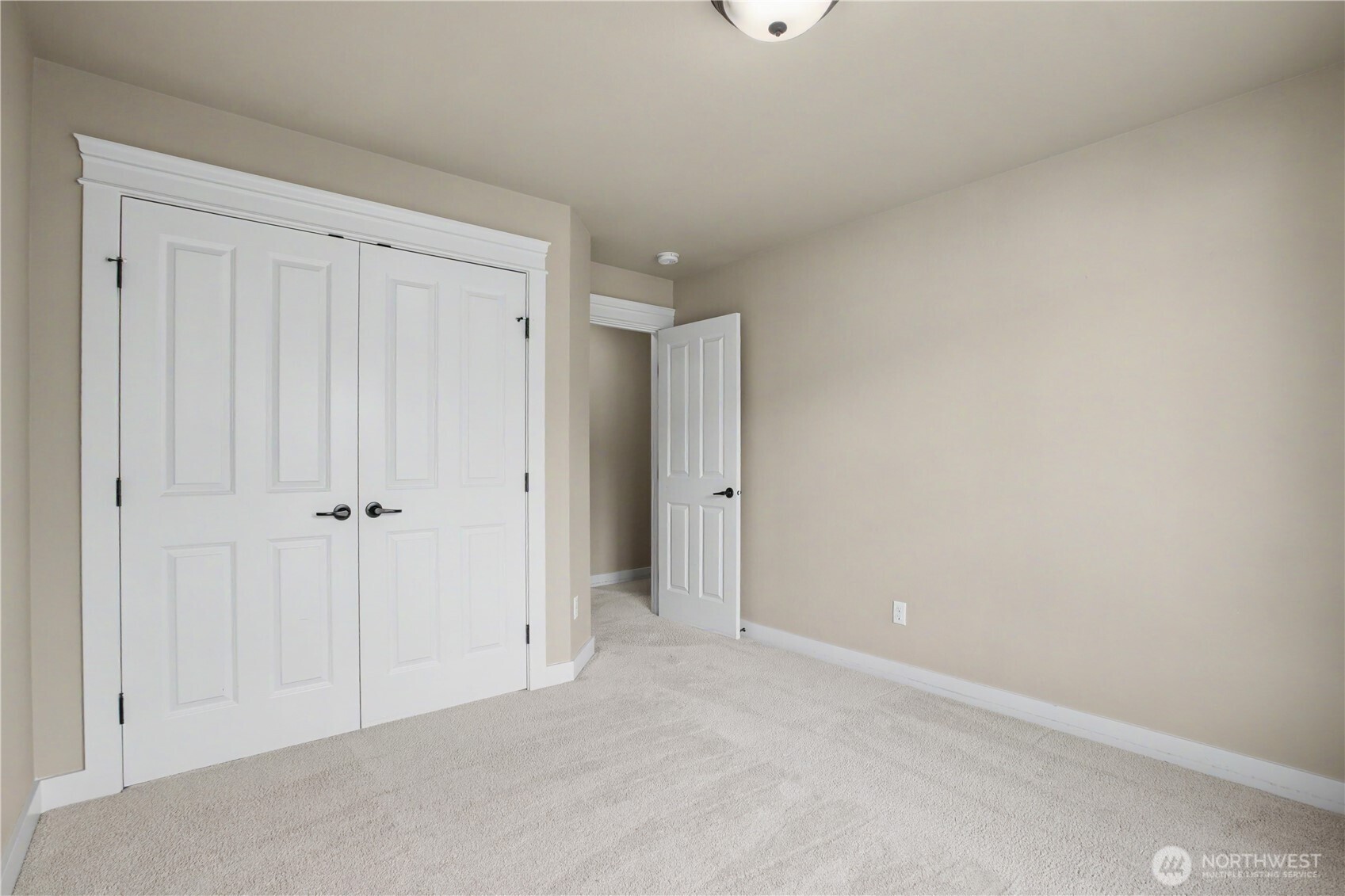 1438 Harvest Avenue SE, Olympia, WA 98501