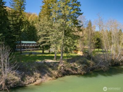 49487 Concrete Sauk Valley Rd , Concrete, WA 98237