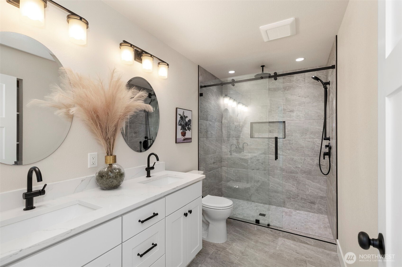 36651 Tamarack Drive NE, Hansville, WA 98340