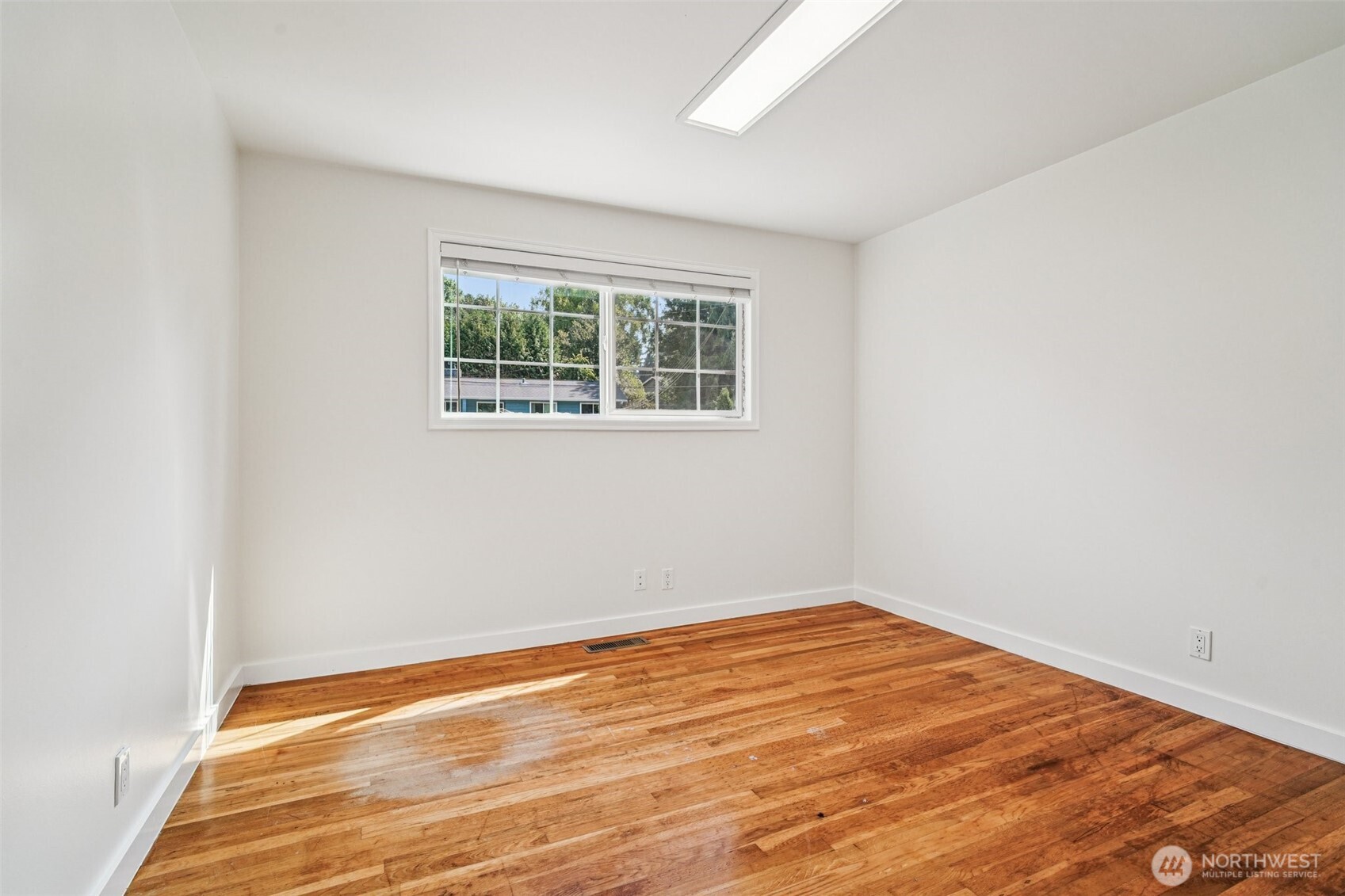 17841 4th Avenue NW, Shoreline, WA 98177