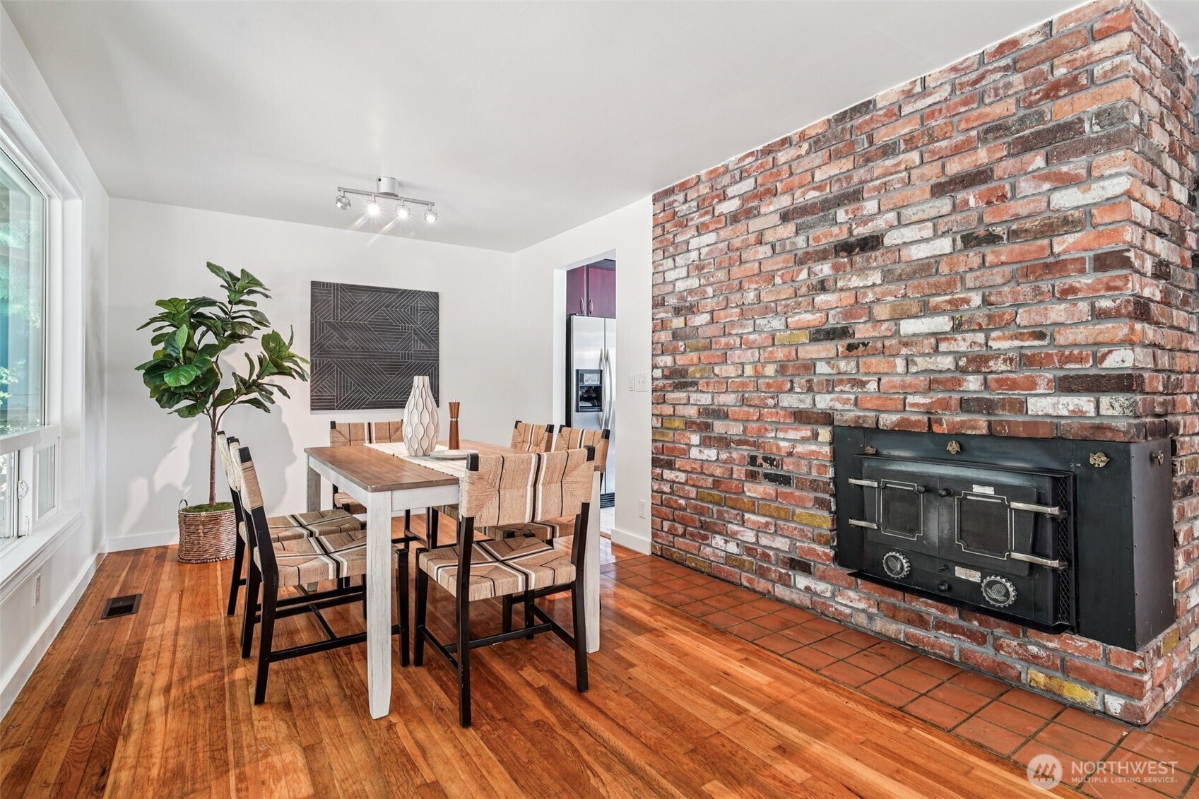 17841 4th Avenue NW, Shoreline, WA 98177