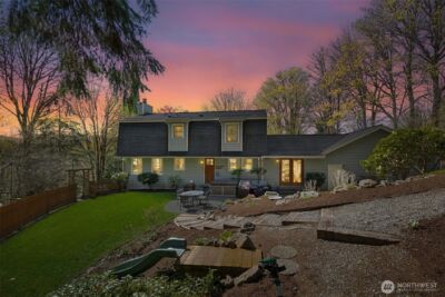 7238 Lakemont Boulevard SE, Bellevue, WA 98006 - Photo 2