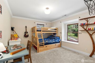 7238 Lakemont Boulevard SE, Bellevue, WA 98006 - Photo 22