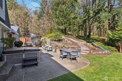 7238 Lakemont Boulevard SE, Bellevue, WA 98006 - Photo 24