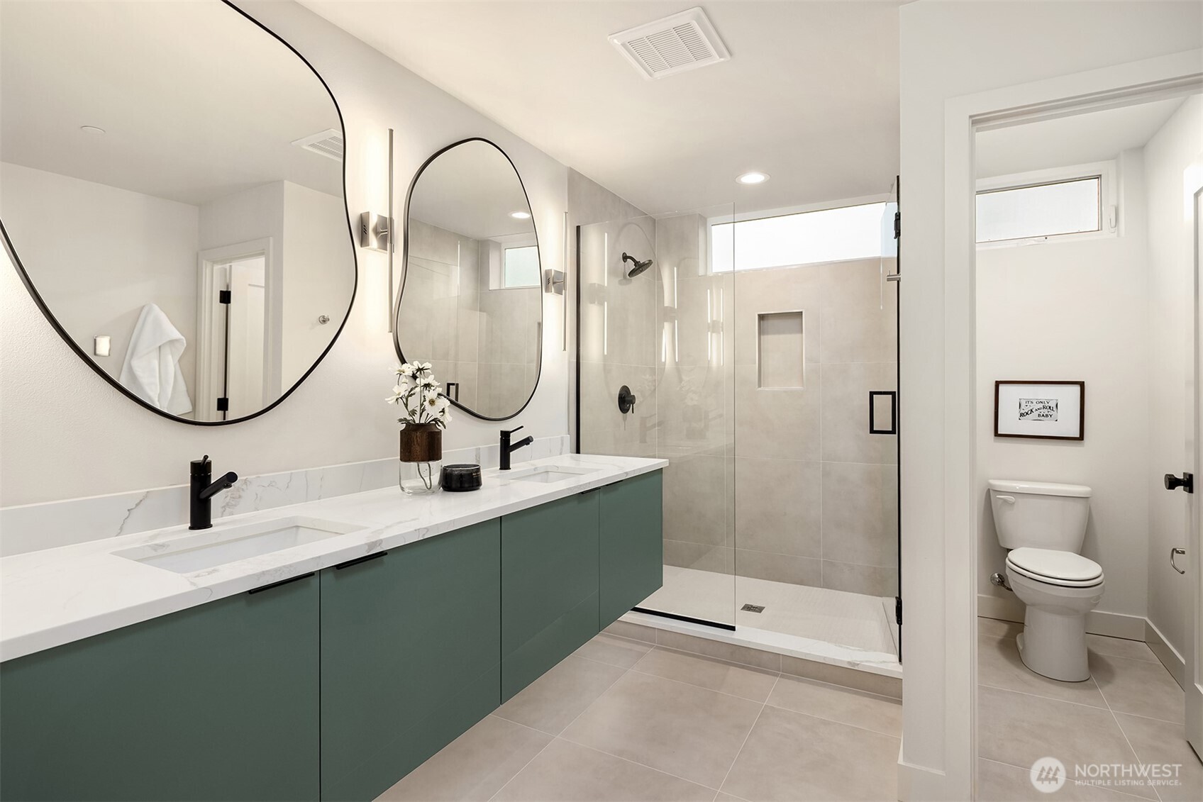 1615 N 50th Street #C, Seattle, WA 98103