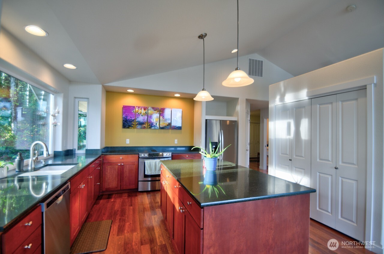 661 SE Somers Drive , Shelton, WA 98584