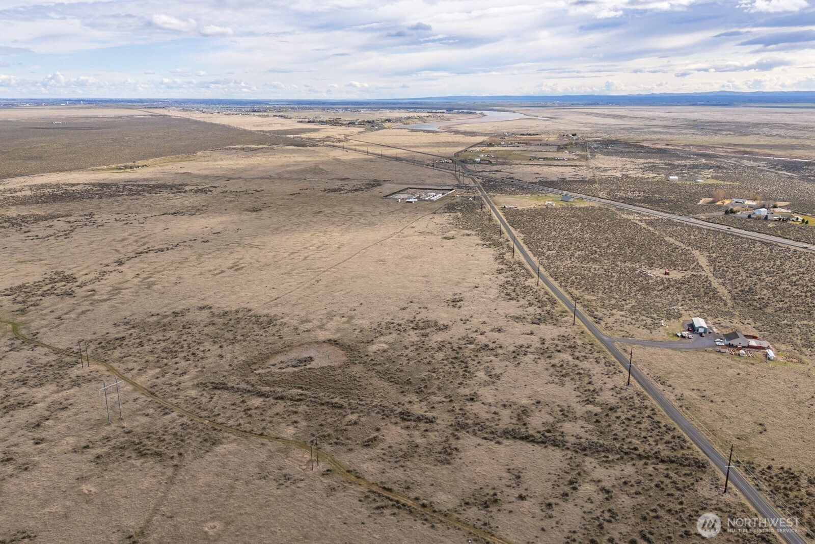 11061 NE Neppel Road , Moses Lake, WA 98804