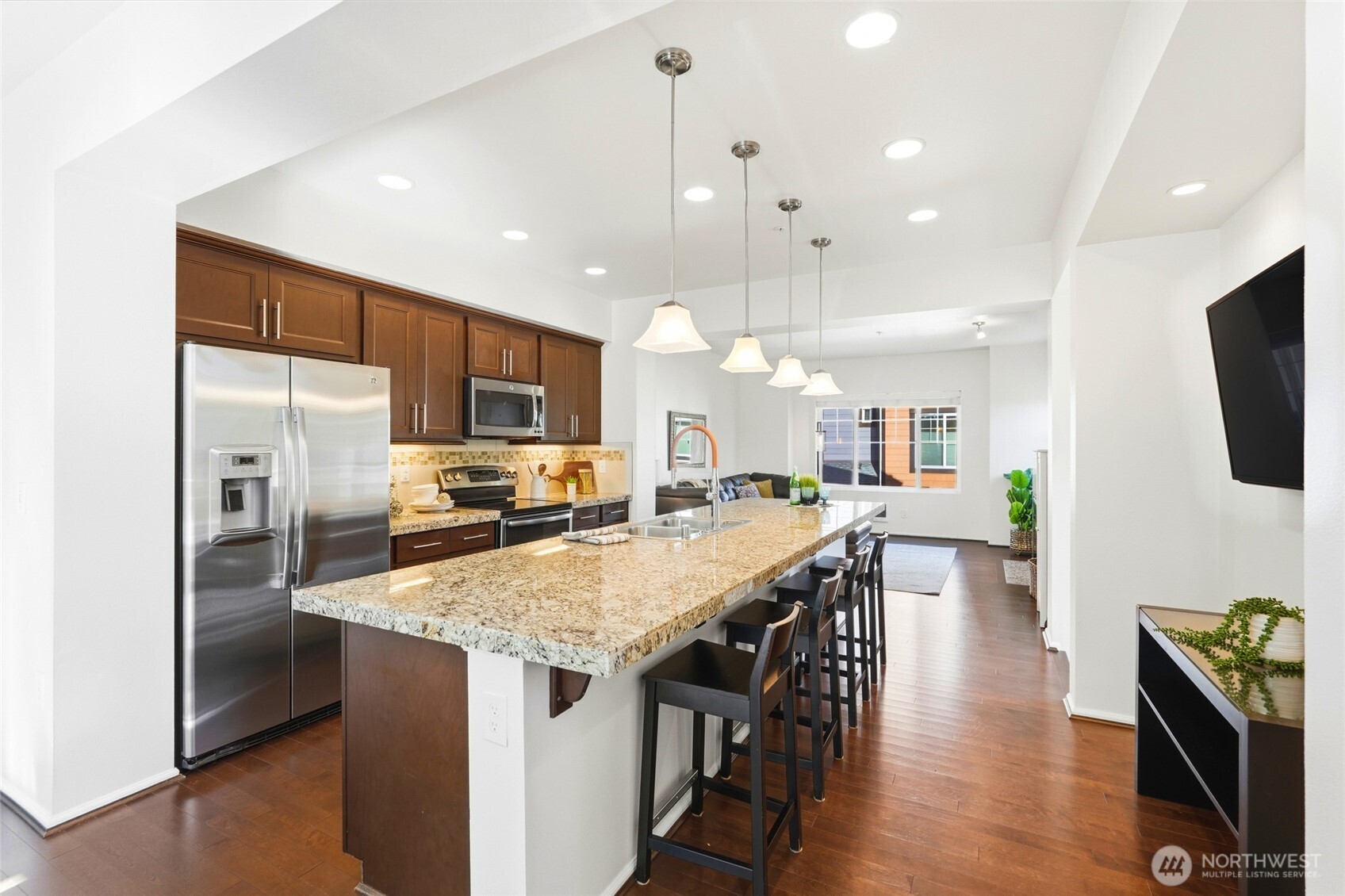 10175 156th Court NE #105, Redmond, WA 98052