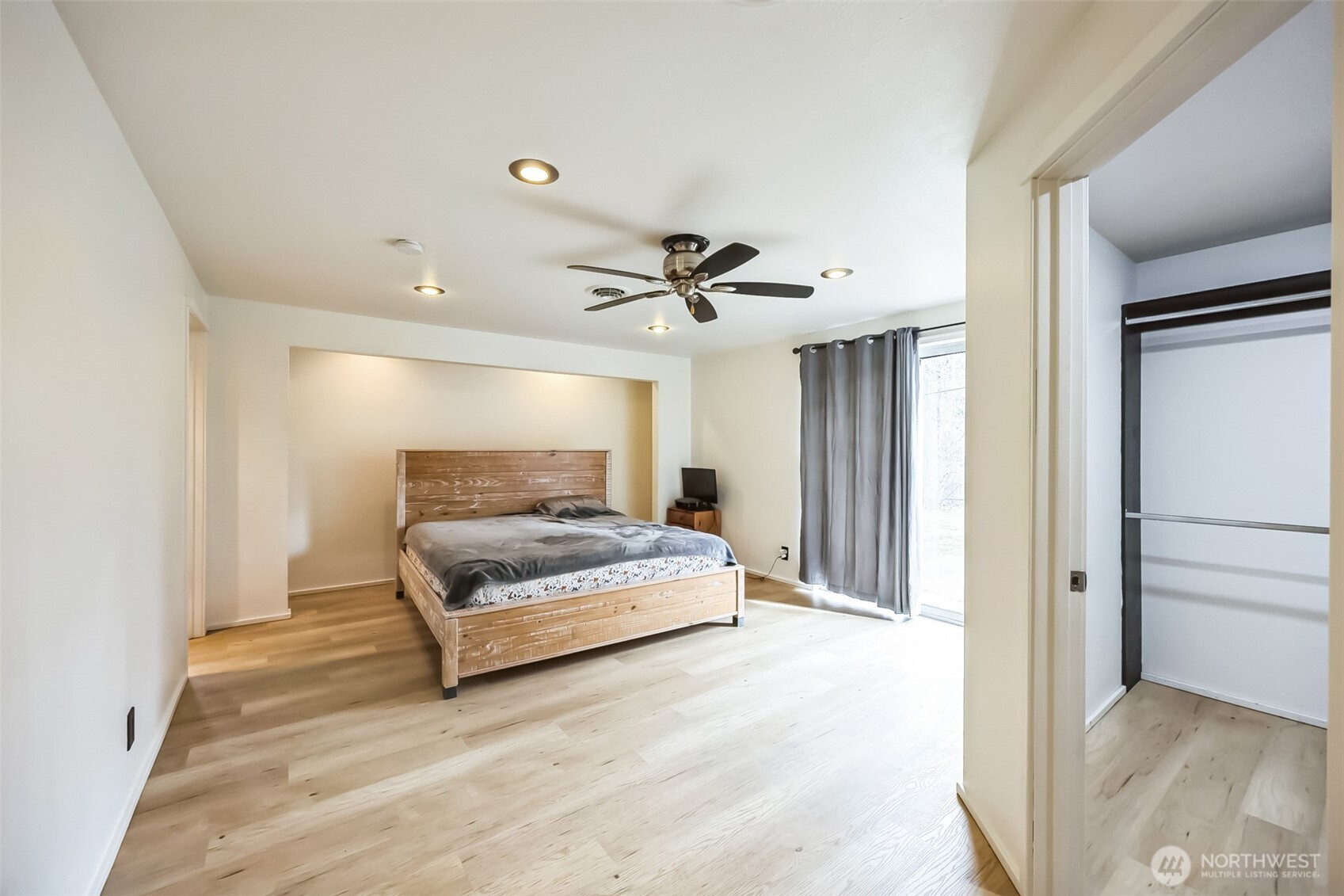 15815 121st Avenue Ct E, Puyallup, WA 98374