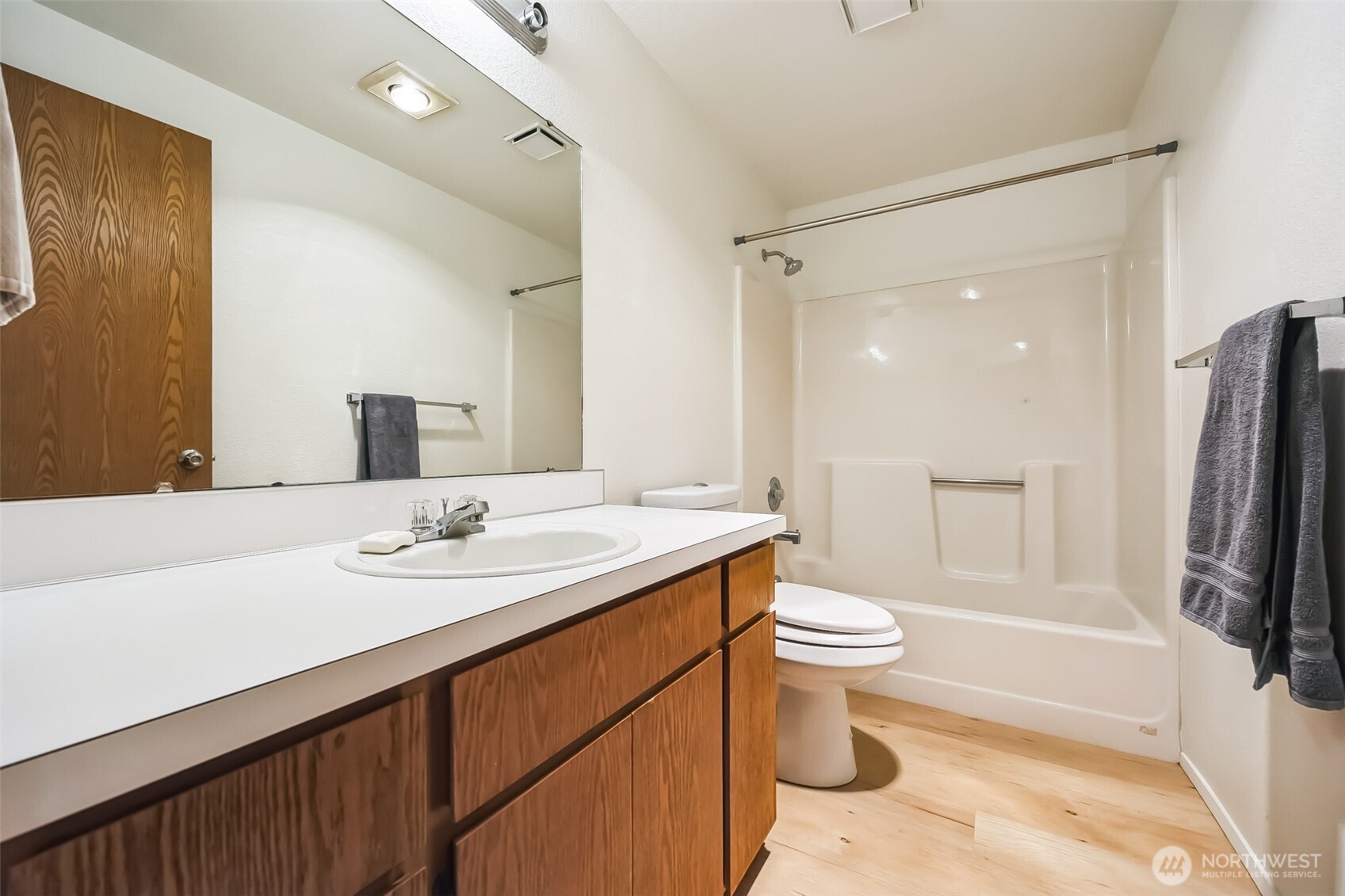 15815 121st Avenue Ct E, Puyallup, WA 98374