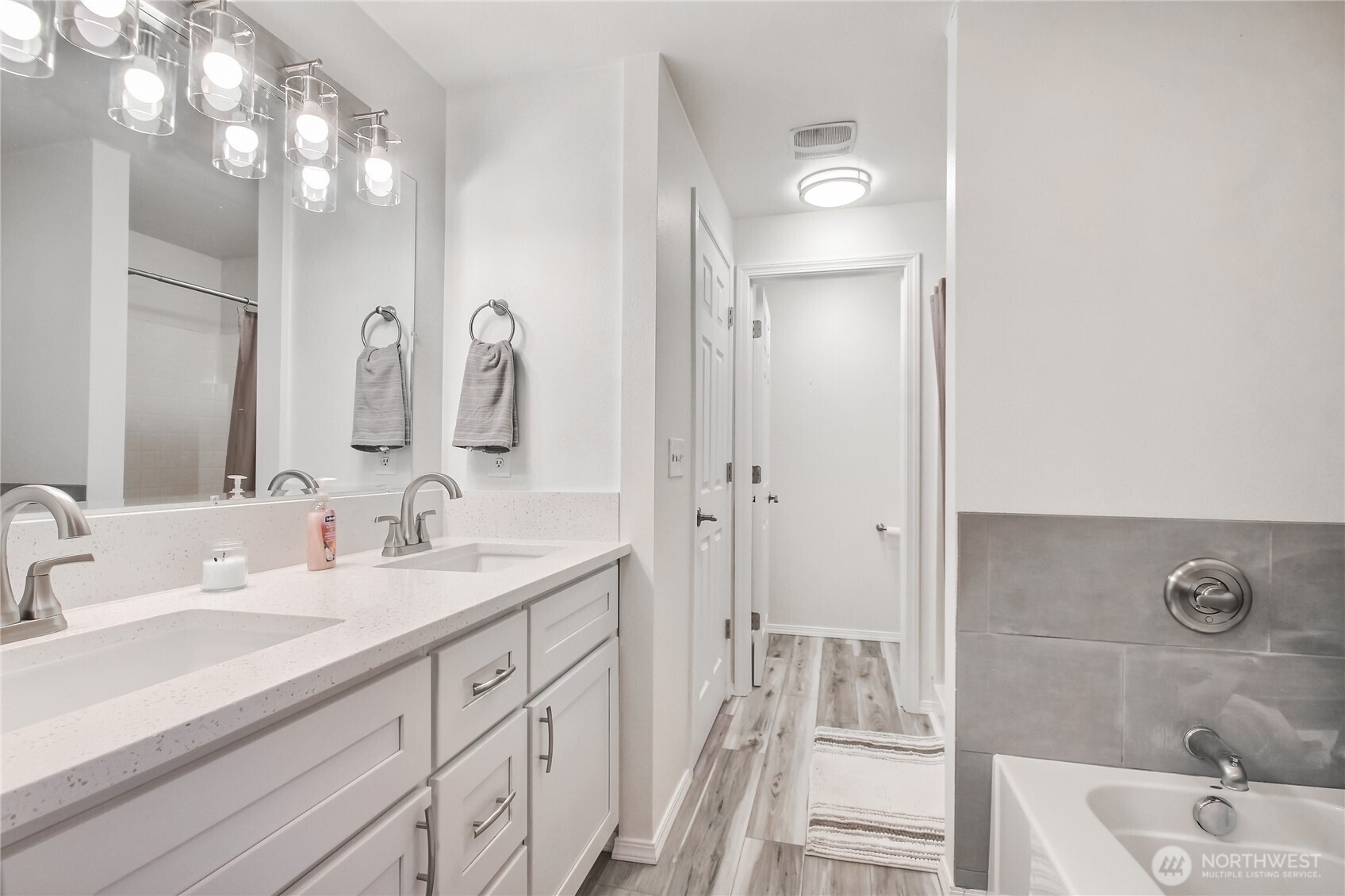 17722 72nd Avenue E, Puyallup, WA 98375