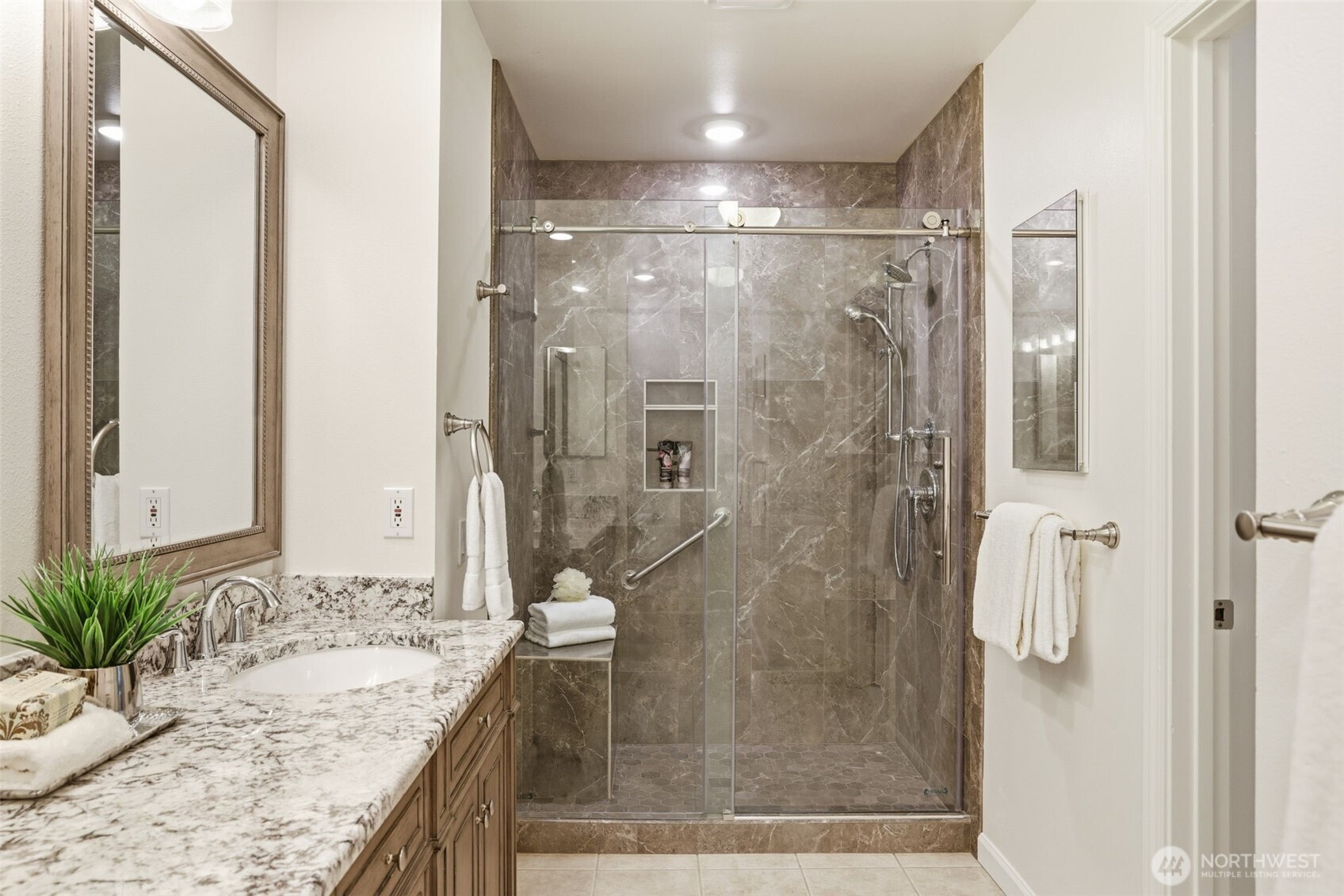 3610 225th Place SE #1375, Issaquah, WA 98029