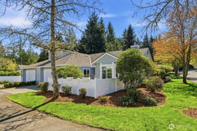 3610 225th Place SE #1375, Issaquah, WA 98029 - Photo 2