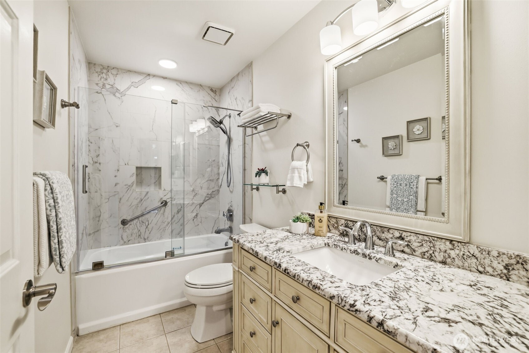 3610 225th Place SE #1375, Issaquah, WA 98029