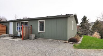 1698 Sunset Drive , Wenatchee, WA 98801 - Photo 16