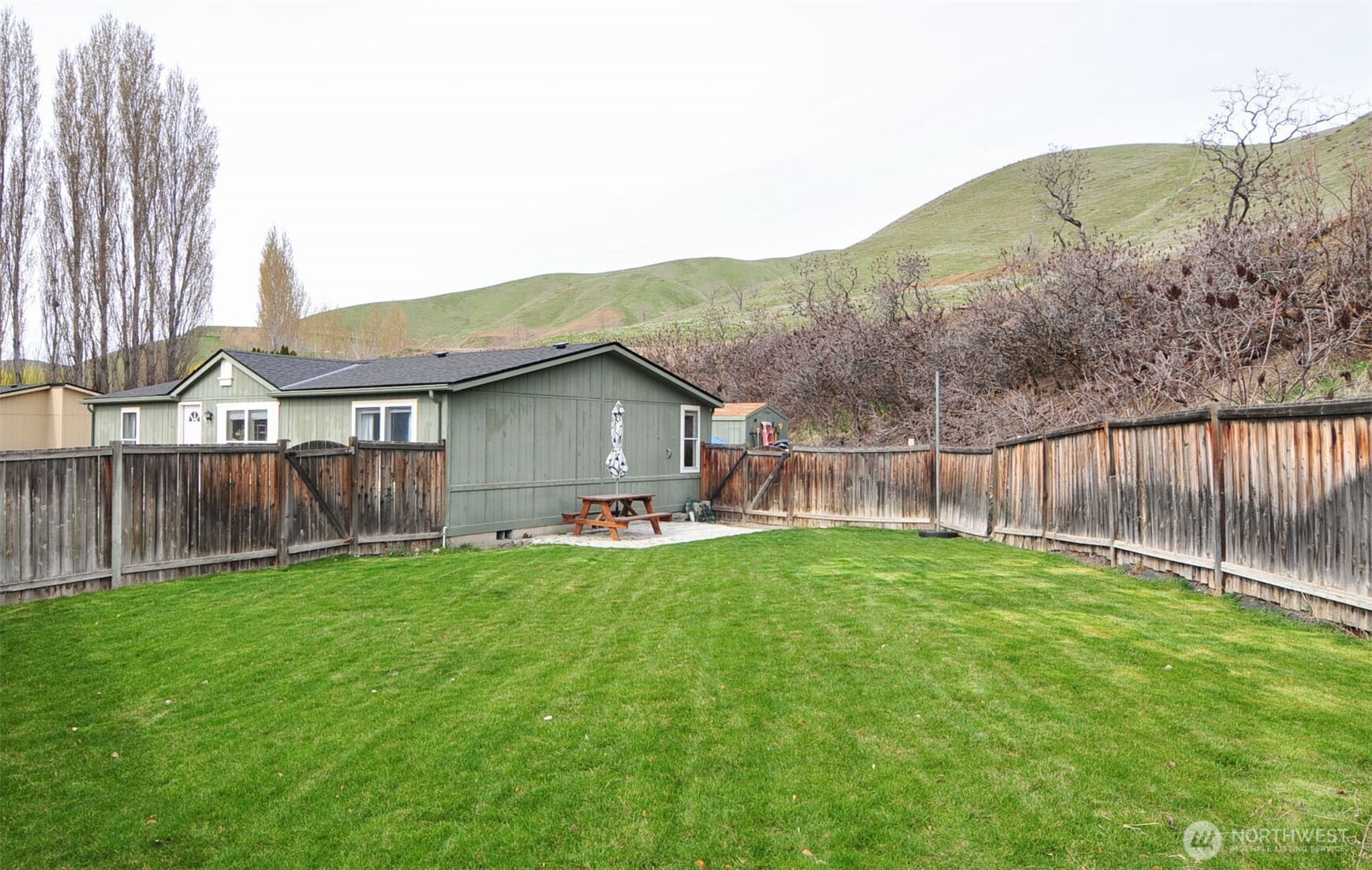 1698 Sunset Drive , Wenatchee, WA 98801