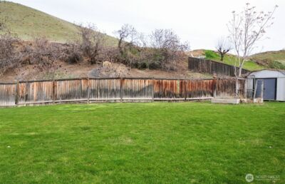 1698 Sunset Drive , Wenatchee, WA 98801 - Photo 19