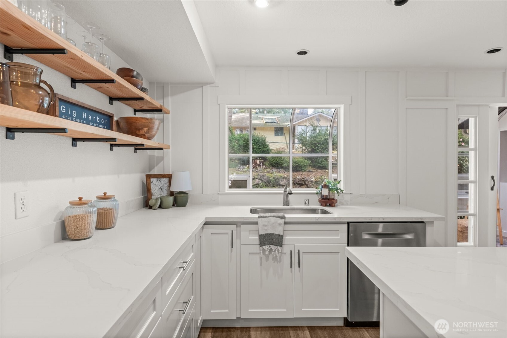 14015 57th Avenue NW, Gig Harbor, WA 98332