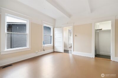 1425 Palm Avenue SW, Seattle, WA 98116 - Photo 13