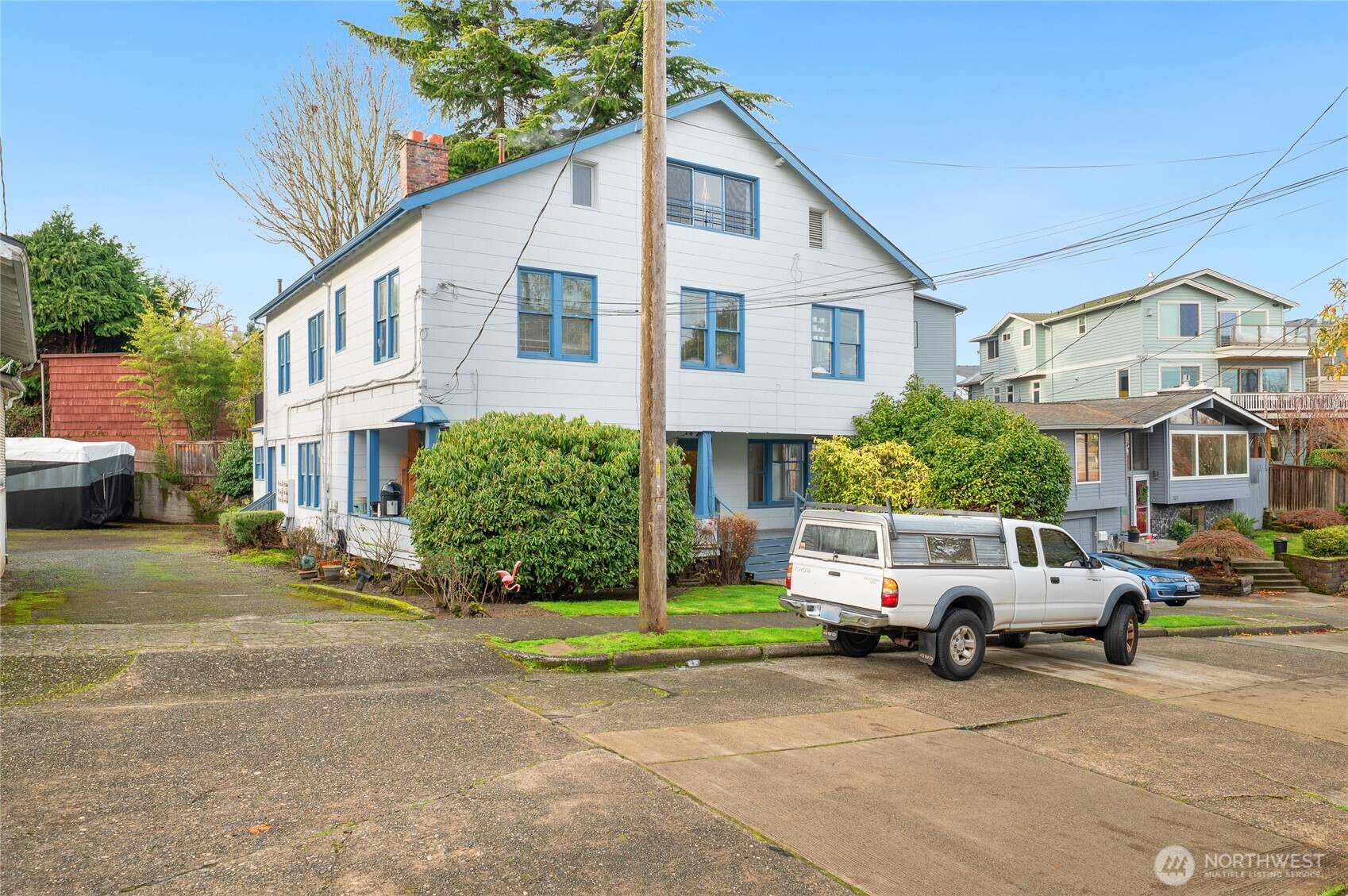 1425 Palm Avenue SW, Seattle, WA 98116