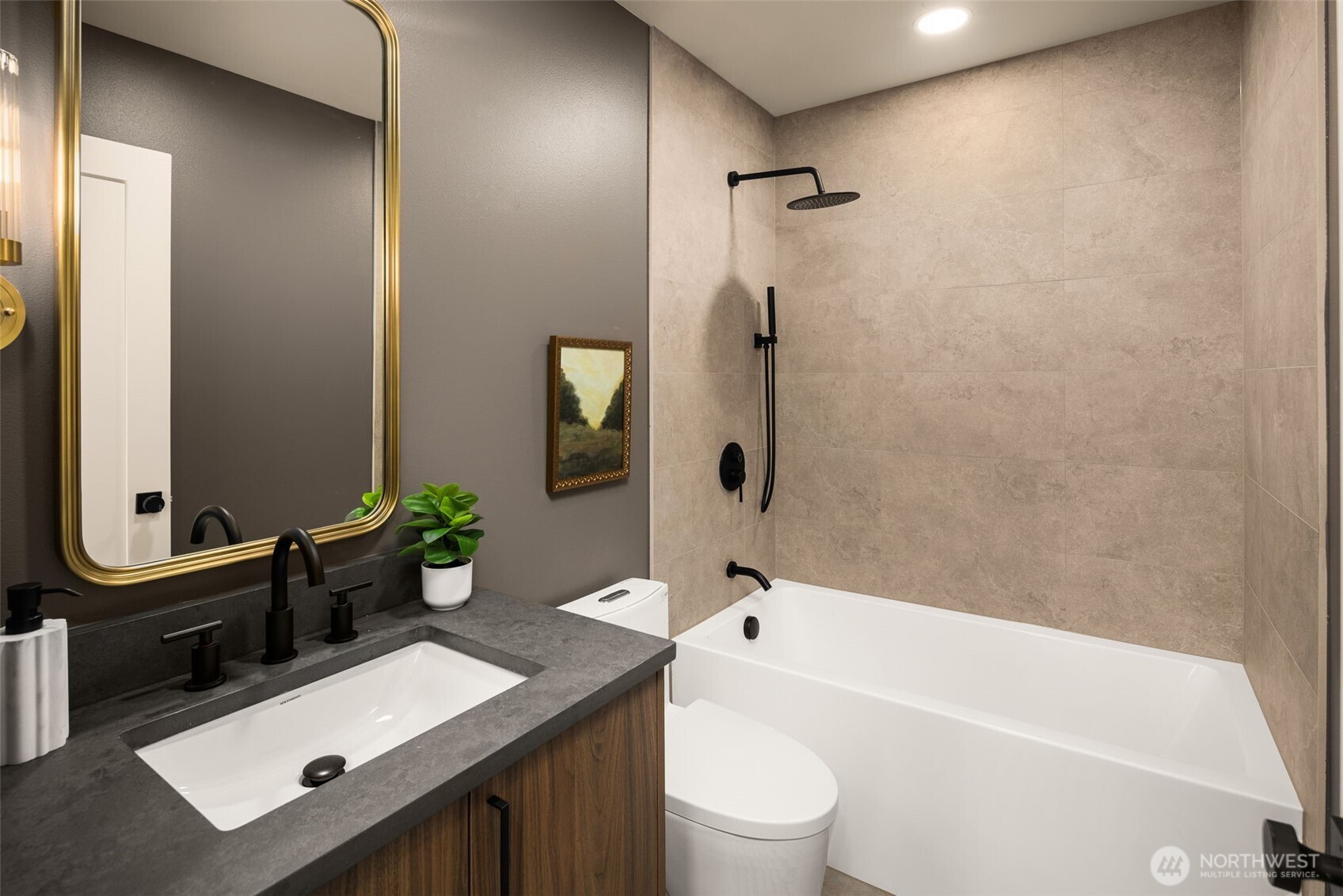 14031 Densmore Avenue N, Seattle, WA 98133