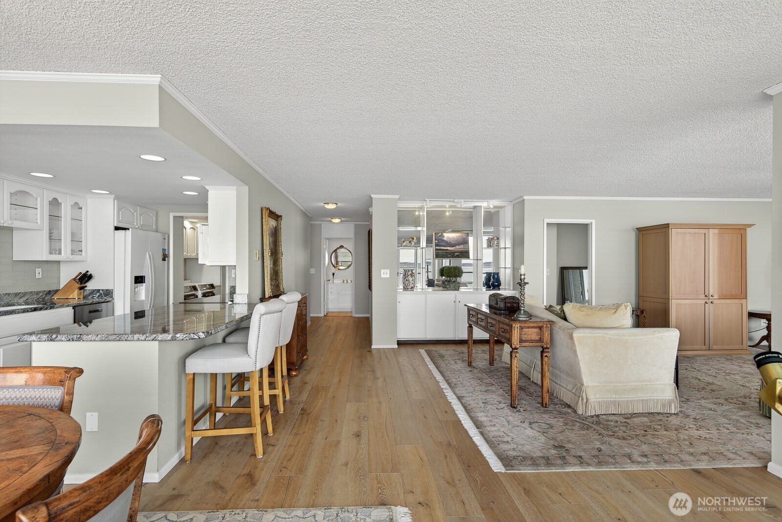 610 Front Street #302, Mukilteo, WA 98275