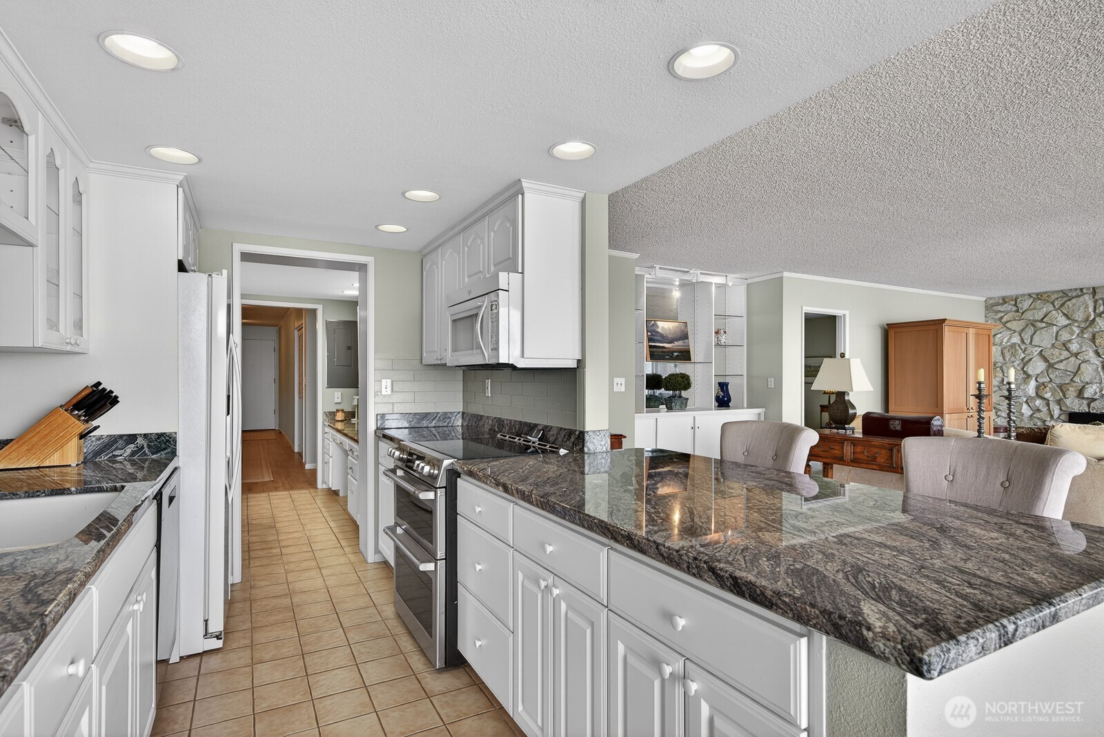 610 Front Street #302, Mukilteo, WA 98275
