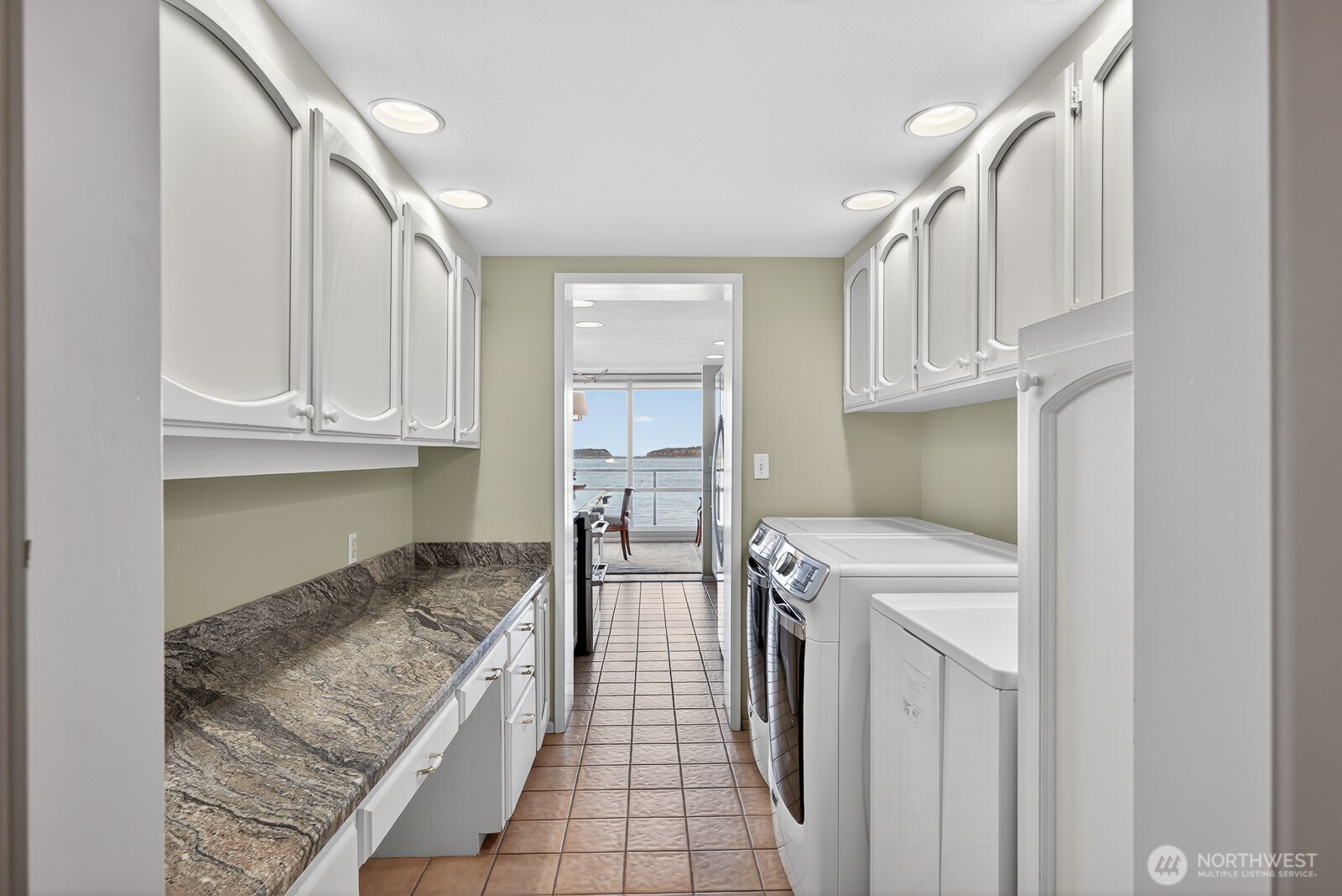610 Front Street #302, Mukilteo, WA 98275