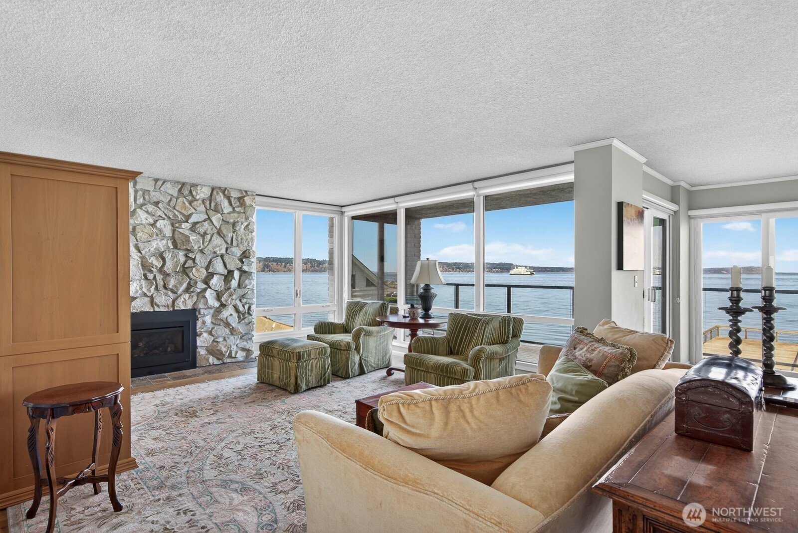 610 Front Street #302, Mukilteo, WA 98275