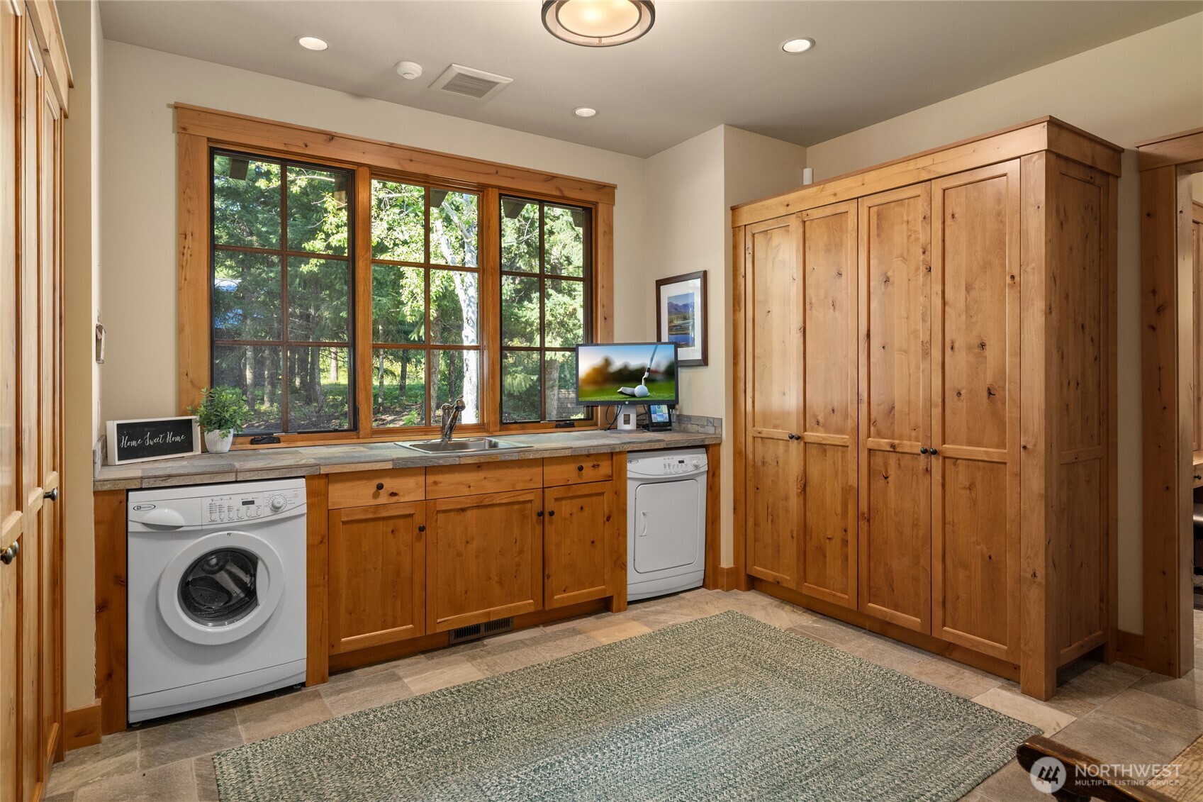 151 Rushing Water Lane , Cle Elum, WA 98922