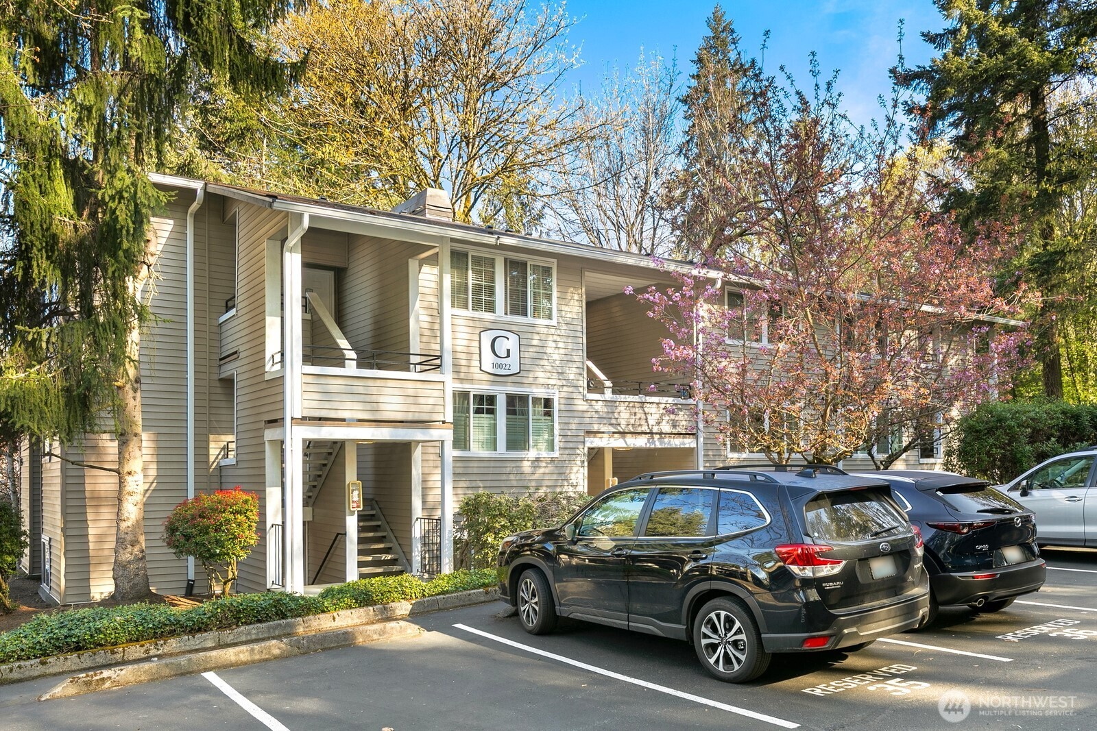 10022 NE 120th Lane #G101, Kirkland, WA 98034