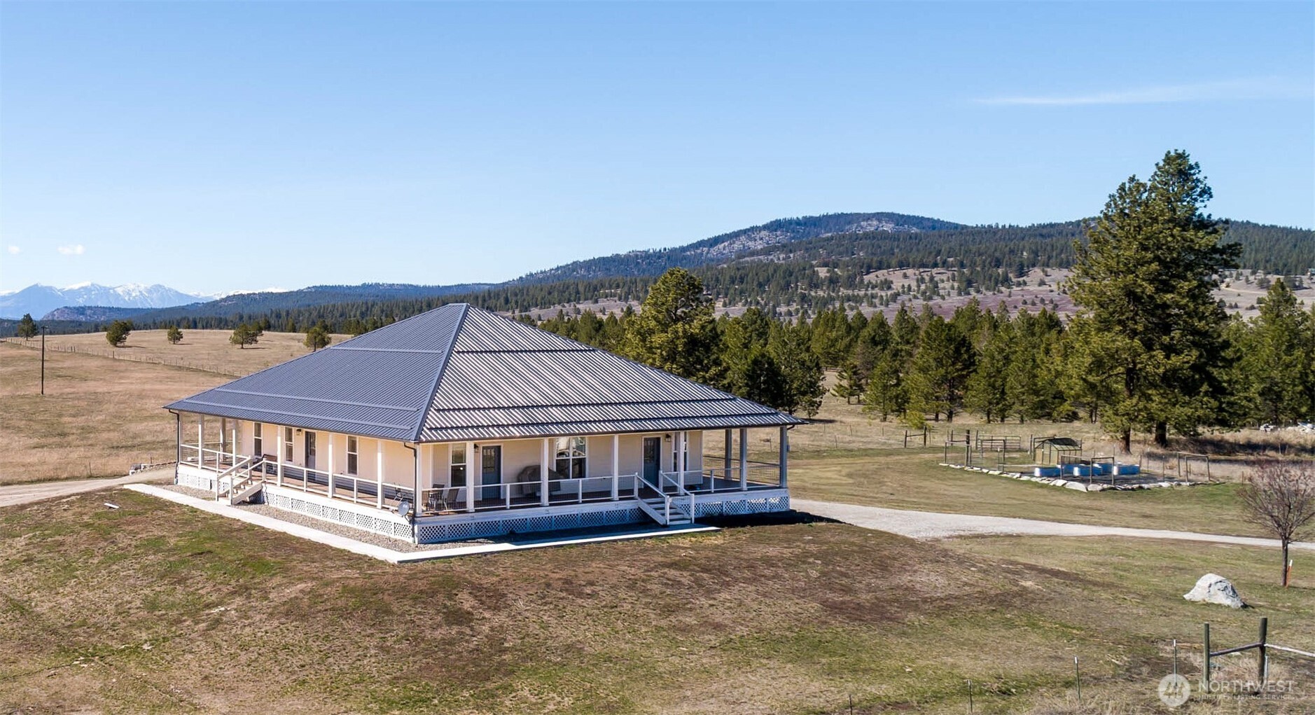 1475 Havillah Road , Tonasket, WA 98855