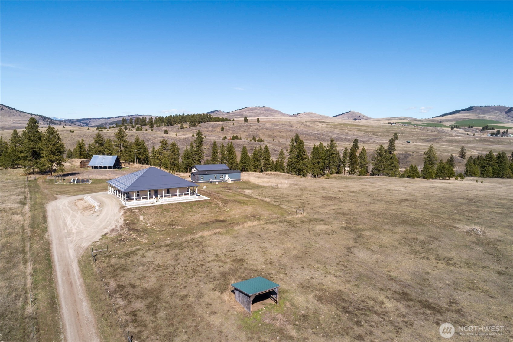 1475 Havillah Road , Tonasket, WA 98855