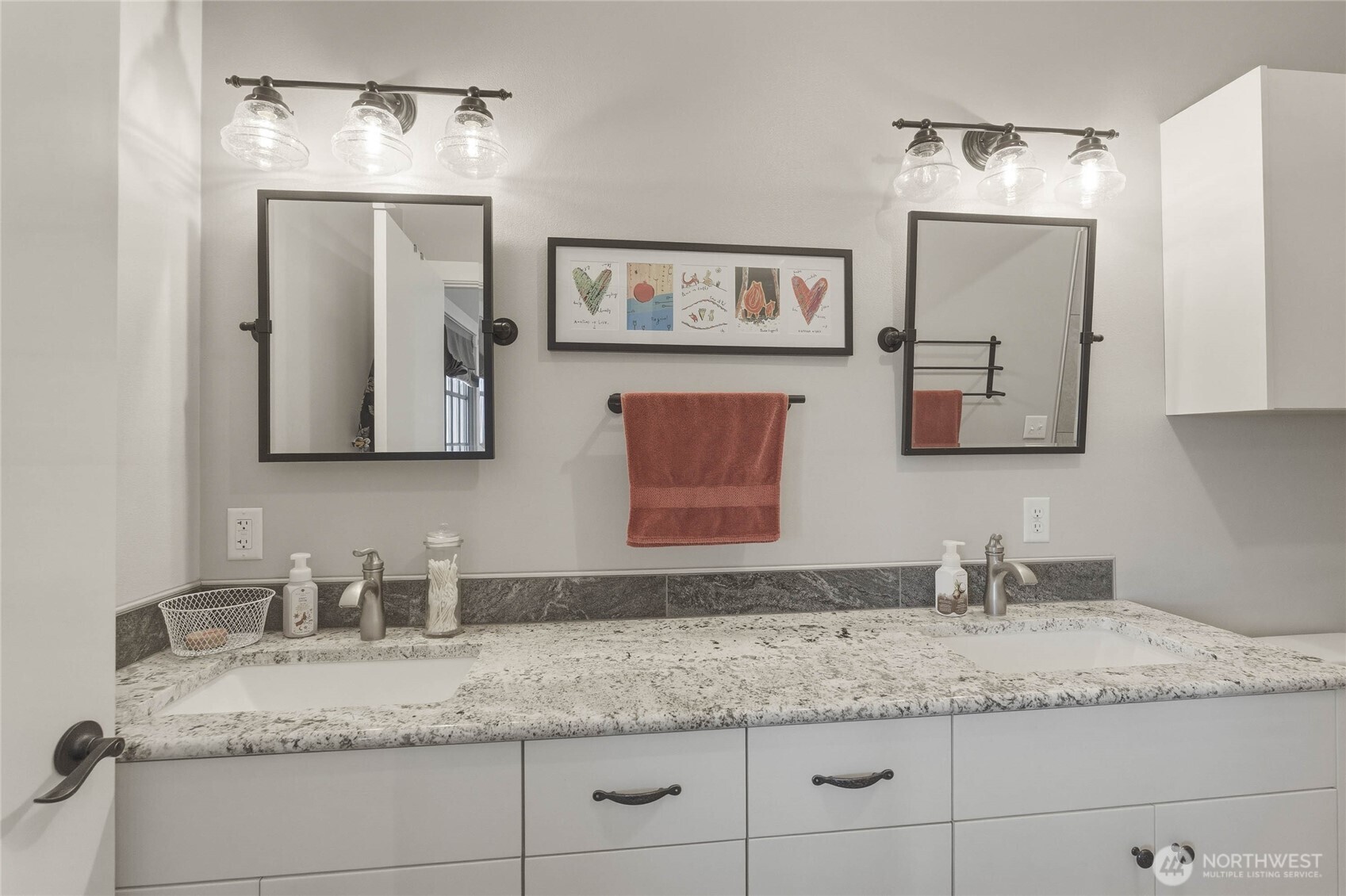 1475 Havillah Road , Tonasket, WA 98855