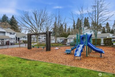 23321 Cedar Way #J204, Mountlake Terrace, WA 98043-4344 - Photo 25