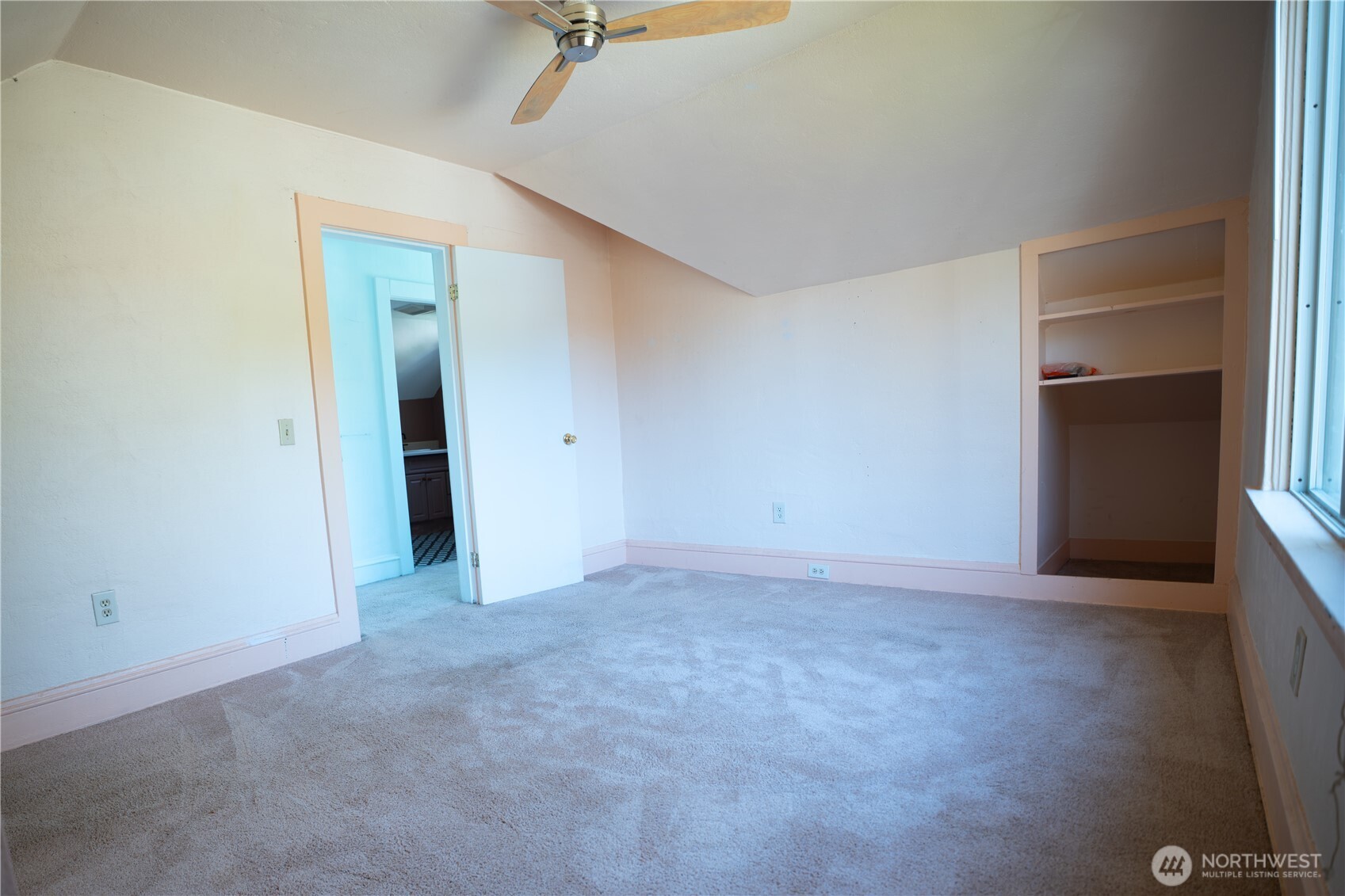 1707 22nd Avenue S, Seattle, WA 98118