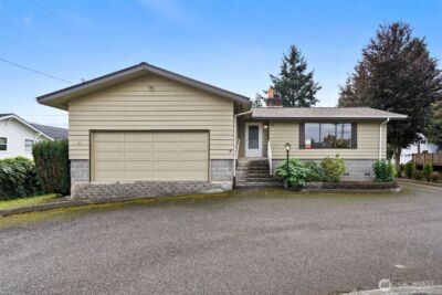 1016 Mellen Street , Centralia, WA 98531 - Photo 1