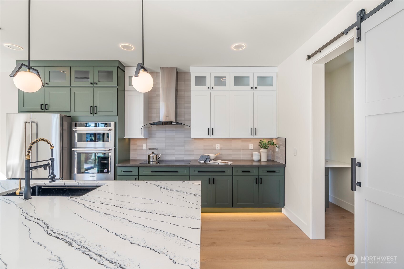 11279 59th Avenue S, Seattle, WA 98178