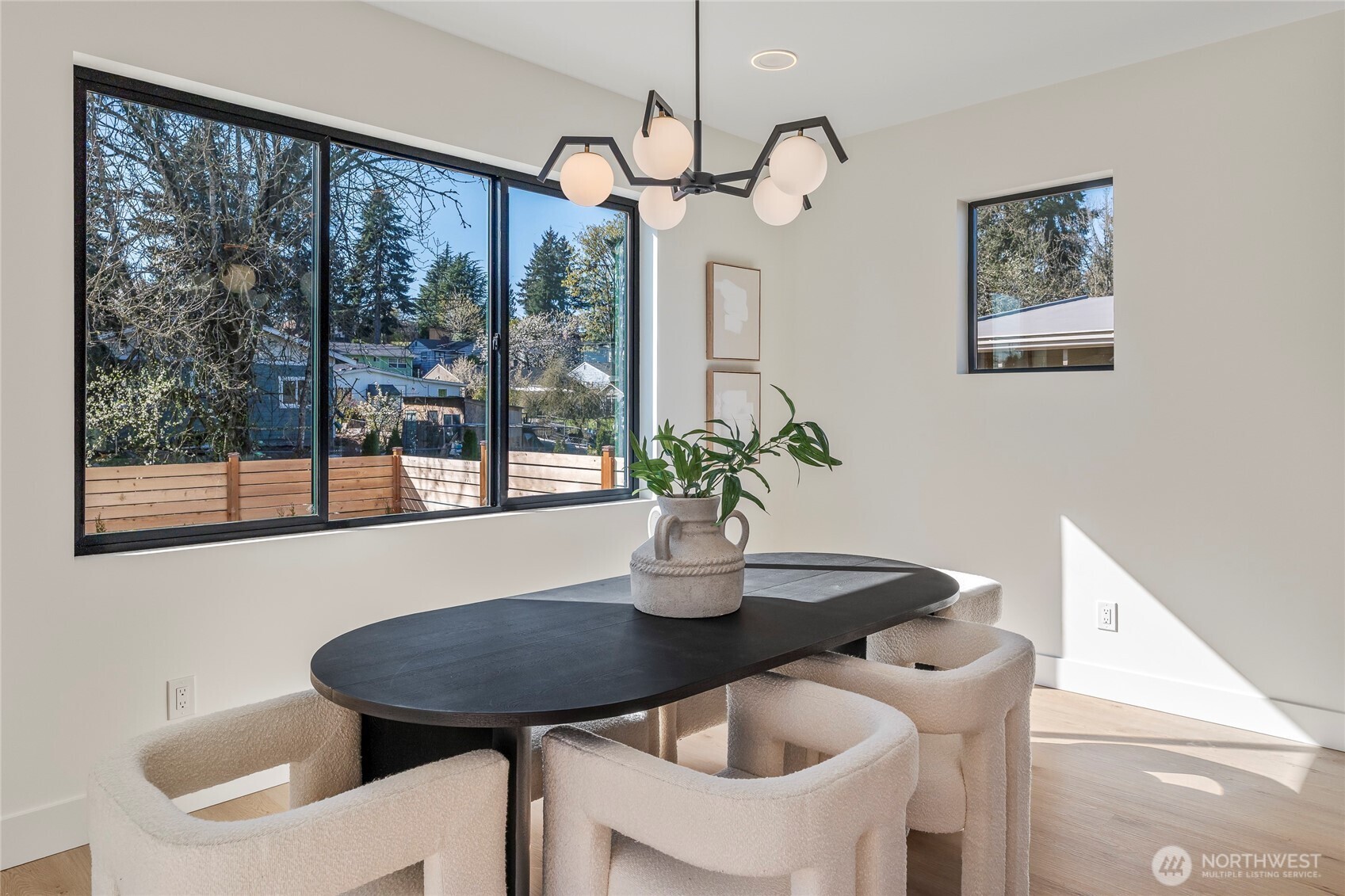 11279 59th Avenue S, Seattle, WA 98178