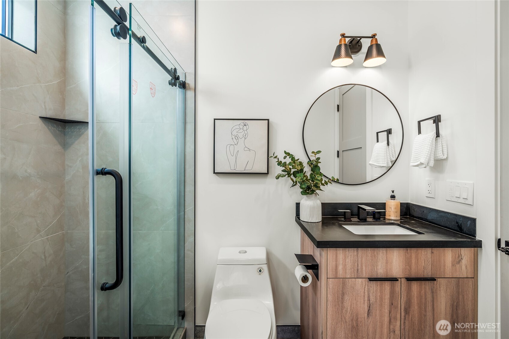 11279 59th Avenue S, Seattle, WA 98178