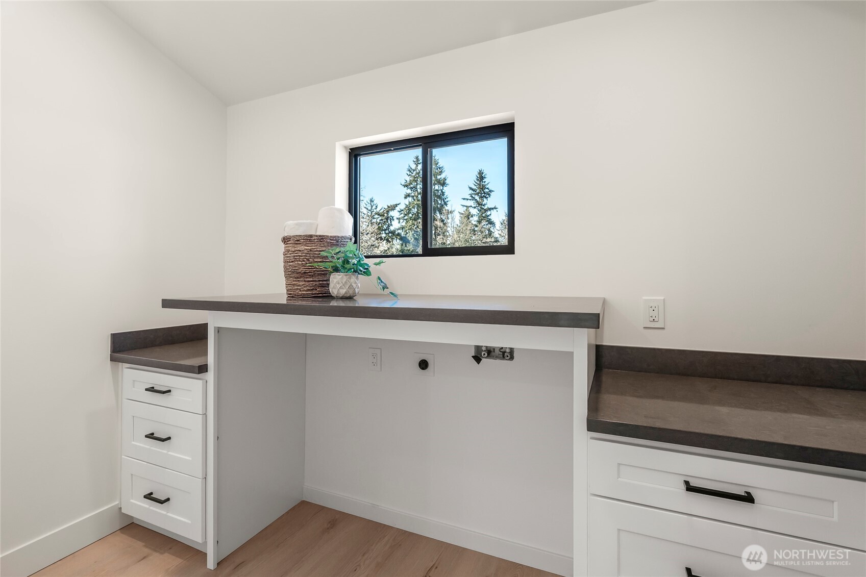 11279 59th Avenue S, Seattle, WA 98178