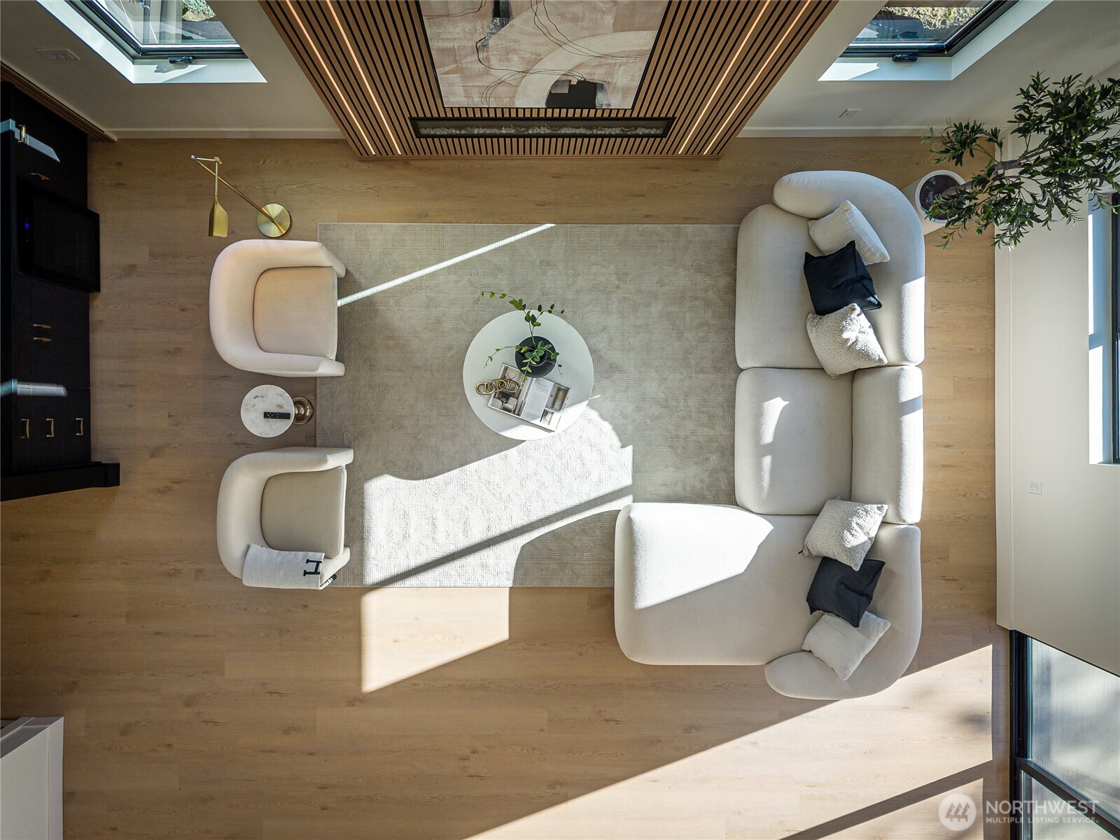 11279 59th Avenue S, Seattle, WA 98178