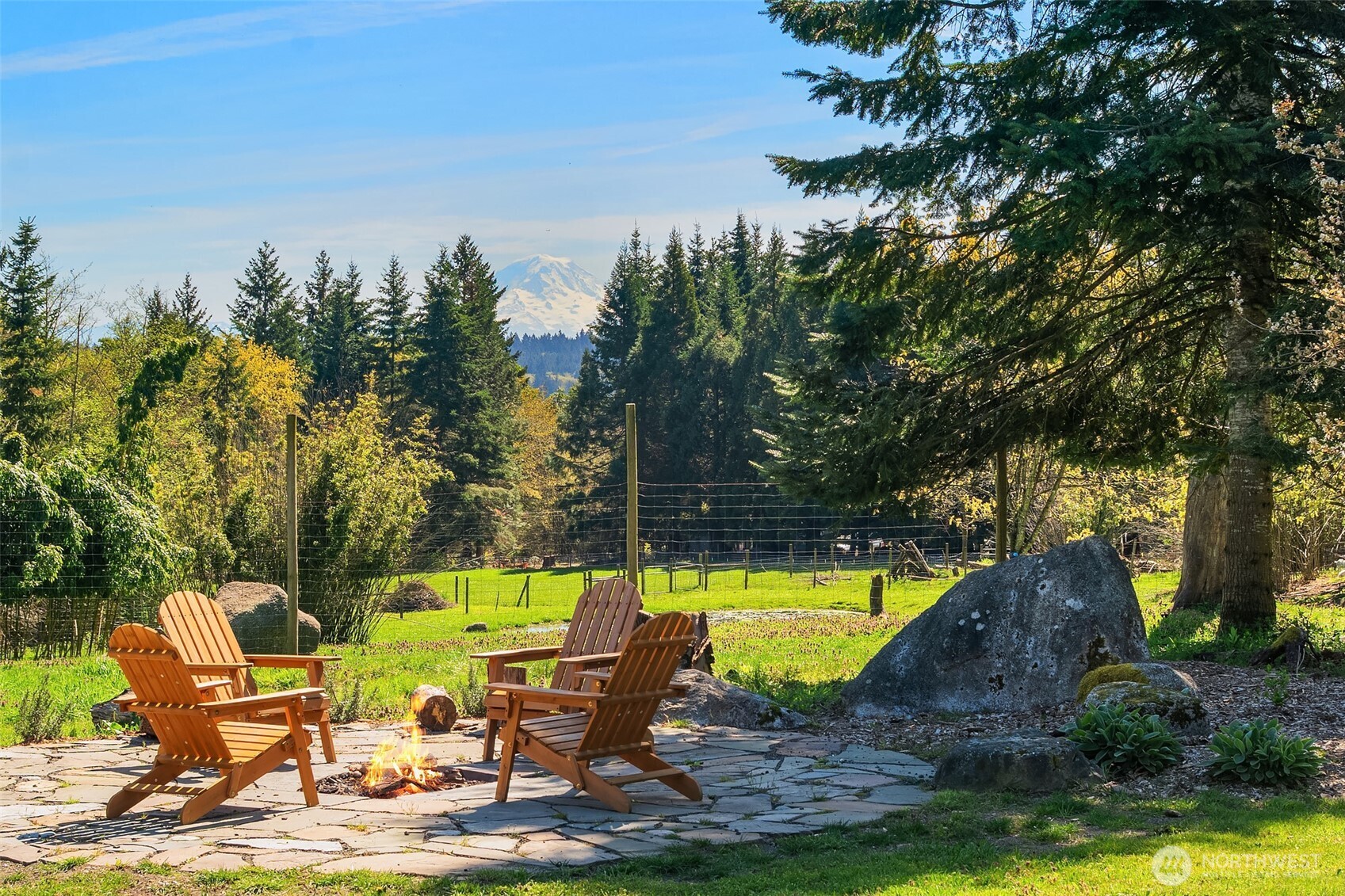 23419 107th Avenue SW, Vashon, WA 98070
